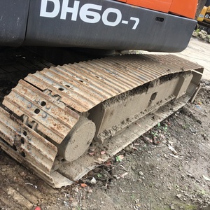 Excavadora Usada de 6 Toneladas Doosan 60, Mini Excavadora de Cadenas en Venta al Mejor Precio - Product Image 4