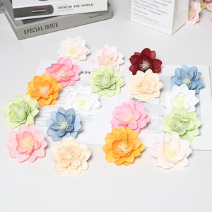 Fleurs artificielles en soie Lichao, imitant le lotus, pour décoration de mariage, accessoires de coiffure, ornement photographique - Product Image 2