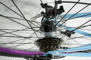 고탄소강 26 인치 빅 휠 야외 산악 자전거 21 단 사이클링 비시클타스 고탄소 스틸 프레임 - Product Image 4