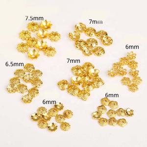 18K Plaqué Or <span class=keywords><strong>Laiton</strong></span> Cuivre Filigrane Entretoise Creux Fleur Perle Caps Embouts pour Bijoux Or Bijoux Résultats Composants - Product Image 1