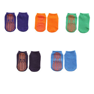 Chaussettes antidérapantes pour bébés garçons, enfants en bas âge, chaussettes de marche en coton biologique avec motif de dessin animé mignon - Product Image 6