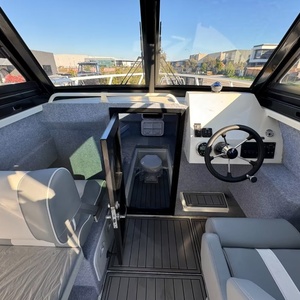 Barco de Pesca Profisher 2026, Estándar Australiano, Embarcaciones de Aluminio Negro, Yate Asequible de Alta Calidad con Puerta de Cabina en Venta - Product Image 4