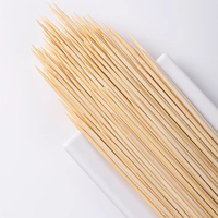 Brochettes en bois biodégradables jetables Xinpai en gros, 4*400mm, résistantes à la chaleur, non revêtues, pour kebab et barbecue