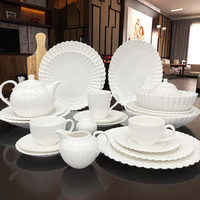 Vaisselle de Luxe en Porcelaine Blanche pour Hôtels et Restaurants, Assiettes Plates Festonnées et Tasse, Service Personnalisé en Céramique, Assiettes et Bols, Ensemble Complet