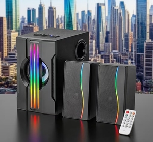 Altoparlanti per Computer 2.1 Canali Cablati in Legno con Luci RGB, Audio Stereo con Bassi Potenti, Alimentazione 240 Volt - Product Image 1