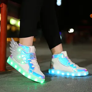 Fabrik Großhandel Led Light Up Schuhe Kinder Kinder Shining und Flash ing Glitter Mädchen Schuhe Sneaker USB Aufladen Luces de Zapato