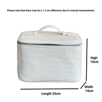 Élégante trousse de toilette de voyage en cuir à motif crocodile avec poignée, organiseur de maquillage, pochette personnalisable avec logo