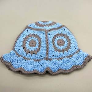 Sombrero de Pescador de Ganchillo Floral Hecho a Mano, Suave, Tejido, Unisex, Casual, para Invierno, Pesca y Viajes - Product Image 4