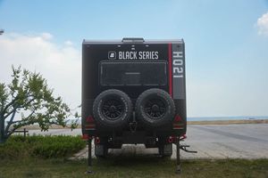 Caravana <span class=keywords><strong>de</strong></span> Lujo Personalizada Allroad <span class=keywords><strong>de</strong></span> 21 pies con Techo Rígido, Remolque <span class=keywords><strong>de</strong></span> Campamento Todoterreno con Cocina Deslizable <span class=keywords><strong>para</strong></span> Campamentos Familiares - Product Image 3