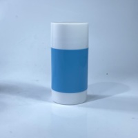 Contenant de déodorant en stick KUNDA KD-2322 de 75 ml, couleur personnalisée, logo givré, bouchon à vis, impression sérigraphique, baume de surface – Vente en gros