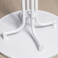 Mobilier d'extérieur de style européen moderne Table de pub et chaise pliante avec panneau Matériau bois métal Design contemporain