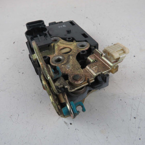 Serrure de porte avant gauche pour Daewoo Lanos 1997-2002 d'occasion (74486) - Product Image 4