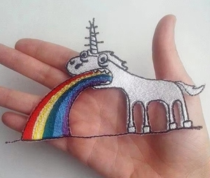 Patch brodé licorne arc-en-ciel amusant, motif dessin animé, applique licorne mignonne et originale pour veste, sac <span class=keywords><strong>à</strong></span> dos, streetwear, décoration DIY pour adolescents - Product Image 1