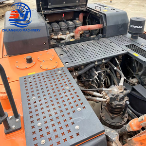 รถขุดตีนตะขาบ Doosan DX380LC-9C มือสอง ขนาด 38 ตัน รุ่นปี 2022 เครื่องยนต์ 202 กิโลวัตต์ เครื่องจักรขนาดใหญ่ ราคาถูก ขาย - Product Image 5