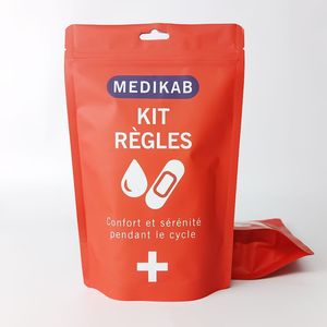 Pochette à fermeture éclair en aluminium mat imprimée sur mesure avec trou de suspension pour trousse de premiers secours - Product Image 1