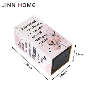 Lanterna Cubo Floreale Ispirazionale con Citazione Motivazionale, Luce Notturna LED con Design Floreale Acquerello Rosa per Arredamento Casa e Regali - Product Image 5