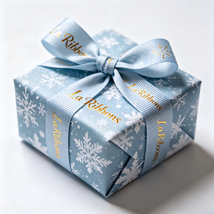Cinta de Grosgrain Personalizada con Patrón de Copos de Nieve Dorados, Cinta de Poliéster para Envolver Regalos Navideños, Rollo al por Mayor - Product Image 4