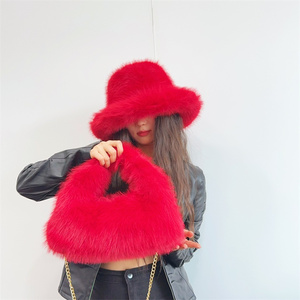 Conjunto de sombrero y bolso de cubo de piel, sombrero de otoño e invierno de felpa cálido para mujer, sombrero y bolso de mano de piel de zorro de imitación de estilo Punk - Product Image 6