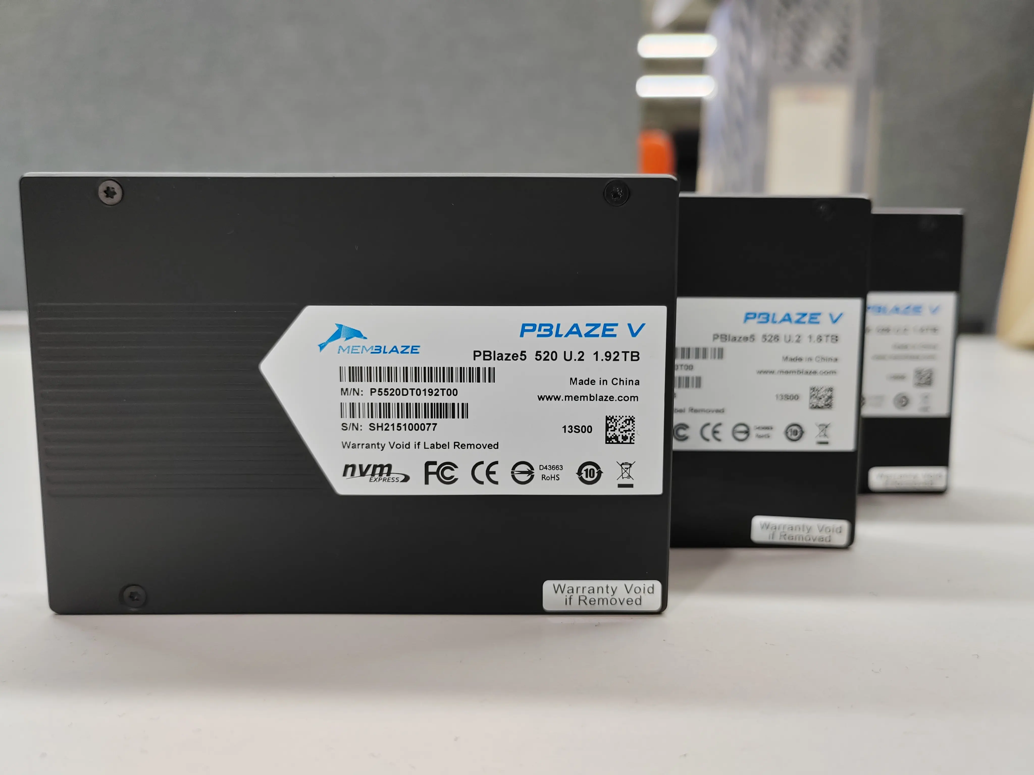 PBlaze5 526 SSD 공장 가격 3D TLC 낸드 플래시 SSD 2T 2.5 인치 U.2 1.6T 2T PC 서버 용