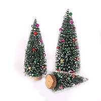 SANWEI Vente en gros Décoration de bureau Mini sapin de Noël en pin artificiel givré avec brosse à bouteilles