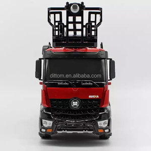<span class=keywords><strong>Huina</strong></span> <span class=keywords><strong>1561</strong></span> 1/14 RC Jet d'eau échelle camion de pompiers 2.4G 22CH échelle de pulvérisation rotatif combat camion d'ingénierie - Product Image 5