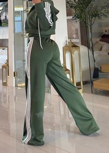 Setelan Wanita Dua Potong Baru dengan Garis Samping, Tracksuit Kasual 2 Potong, Jaket Hoodie Ritsleting dan Celana Jogger - Product Image 5