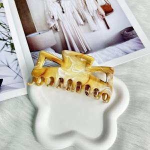 คลิปหนีบผมสไตล์เกาหลีระดับไฮเอนด์ทำจากหินไรน์สโตนพลาสติกเนื้อลายผีเสื้อกลวง - Product Image 2