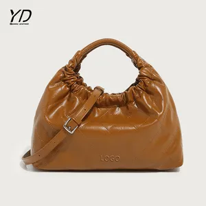 Luxury genuine leather handbag for women Unique design high quality soft cowhide large capacity ladies bag Cloud bag