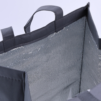 Sac isotherme pour le déjeuner réutilisable avec logo personnalisé petits sacs thermiques isolés non tissés de 6 canettes avec longue poignée