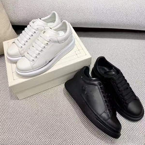 Chaussures de créateurs de luxe Alexanderes Original McQueenes pour femmes, chaussures de sport en maille noire et blanche de haute qualité, unisexe - Product Image 6