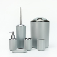 Ensemble d'accessoires de salle de bain minimalistes OEM & ODM en plastique, 6 pièces, accessoires de toilette pour la maison et l'hôtel, brosse de toilette, ensemble de salle de bain