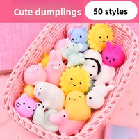 BONNYCO Petits Squishies – Lot de 40 mini-jouets en caoutchouc pour fêtes d'anniversaire d'enfants, idéal pour les récompenses scolaires (2-4 ans) CN Xwj