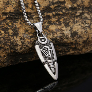 Yunnique-collar de acero inoxidable para hombre, colgante de flecha, logotipo triangular vikingo, joyería de moda, regalo - Product Image 1