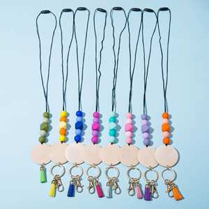 Collar de discos de silicona de colores al por mayor con monograma, llavero, cordón con cuentas para profesores y enfermeras - Product Image 1