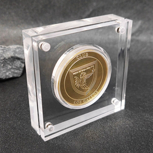 Présentoir flottant en acrylique magnétique pour pièces de monnaie et médailles Boîte suspendue double face en lucite transparente - Product Image 3