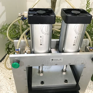 Machine manuelle hydraulique pour la fabrication de bombes de bain, machine à bombes de bain cocktail, presse à bombes de bain, presse à barres de shampoing - Product Image 4