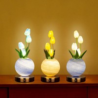 Veilleuse LED Tulipe Planète en Verre, Lumière d'Ambiance pour Chambre à Coucher, Ornement Décoratif en Forme de Bouquet Simulé