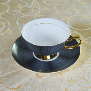 Tazze <span class=keywords><strong>da</strong></span> <span class=keywords><strong>caffè</strong></span> e piattino in porcellana nera tazza <span class=keywords><strong>da</strong></span> tè in ceramica vintage <span class=keywords><strong>da</strong></span> 200ml con piatto - Product Image 4