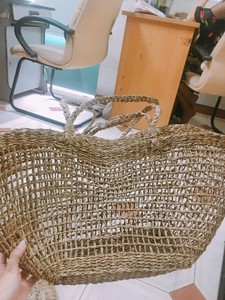 Sac fourre-tout en jonc de mer tissé de luxe vintage Motif rond Sac à main Fermeture éclair Laine Doublure PVC Cadeau de voyage Style naturel Fermeture à bouton - Product Image 6