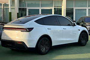 Modelo Y Juniper 2025, SUV Eléctrico Tesla - Product Image 4