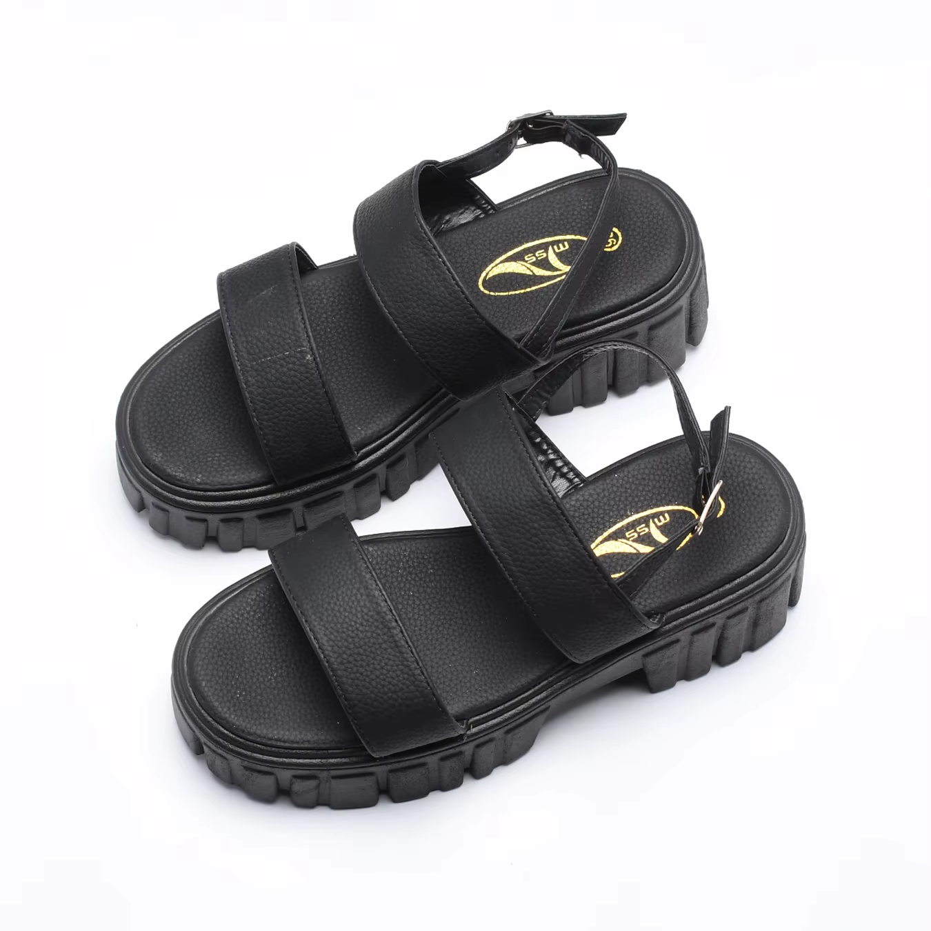 Brand Name Flat Sandals Waterproof Lightweight Design