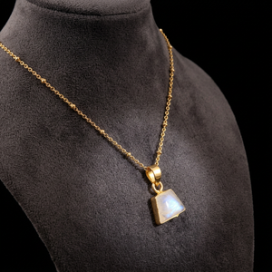 <b>Top</b> Best Selling Natural Blue Fire <b>rainbow</b> Moonstone Pendant Necklace 18k Gold Plated Fancy Shape Beaded Chain Healing Necklace - Product Image 5