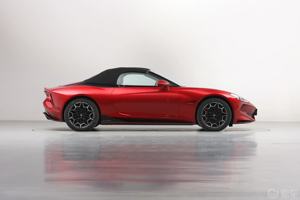 上汽MG赛博斯特2023 501 520 580千米AWD豪华电动敞篷跑车 - Product Image 6