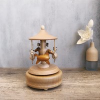 Boîte à musique artisanale en bois de hêtre, train rotatif, carrousel, château, à remonter, cadeau de Noël ou d'anniversaire pour enfants
