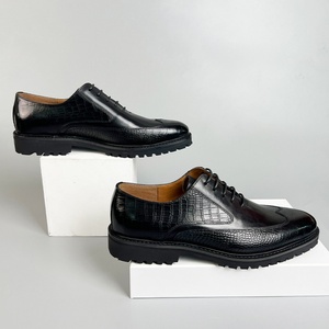 Chaussures en cuir pour hommes de haute qualité, style britannique, fabriquées à la main, en cuir véritable, à lacets, chaussures de mariage respirantes, toutes saisons - Product Image 5