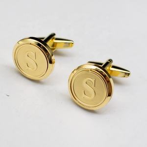 <span class=keywords><strong>Gemelos</strong></span> iniciales clásicos para hombre, <span class=keywords><strong>26</strong></span> letras del alfabeto, negocios, boda, acero inoxidable, <span class=keywords><strong>gemelos</strong></span> grabados para regalo y fiesta - Product Image 4