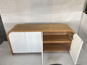 ตู้ไซด์บอร์ดทรงโค้งดีไซน์ทันสมัย 4 ประตู สำหรับห้องนั่งเล่นและห้องรับประทานอาหาร ทำจากไม้เนื้อแข็ง พร้อมพื้นที่จัดเก็บแบบกำหนดเอง - Product Image 3