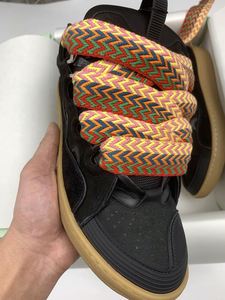 Chaussures de sport en cuir de luxe, baskets de haute qualité avec semelles épaisses et lacets larges, tendance et à la mode pour l'été et l'automne - Product Image 3