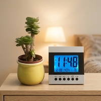 Moderner Japanischer Funkwecker mit LCD-Display, Elektronischer Kalender, Datum, Temperatur, Hintergrundbeleuchtung, Schlummerfunktion und Batteriebetrieb