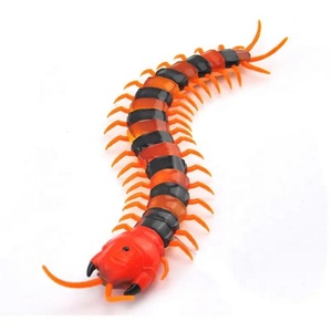 Centopiedi Elettrico Telecomandato USB a Infrarossi, Grande Dimensione, Giocattolo Scherzo per Bambini, Regalo di Halloween - Product Image 3
